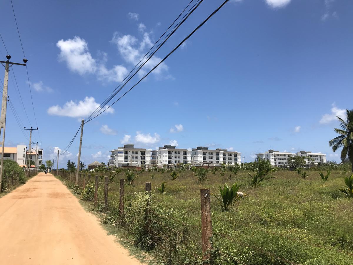 Araliya Oceanfront Condos Nilaveli, Trincomalee Eksteriør bilde