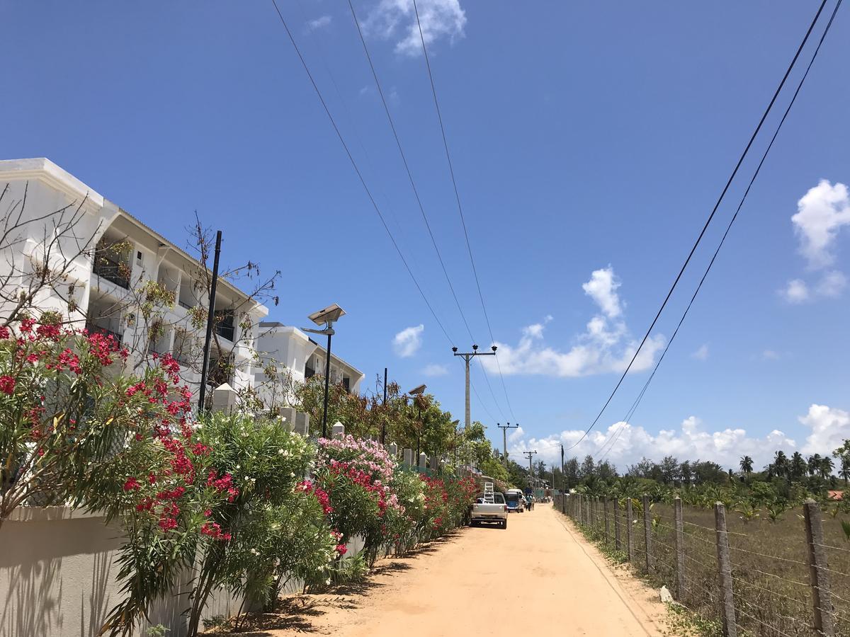 Araliya Oceanfront Condos Nilaveli, Trincomalee Eksteriør bilde