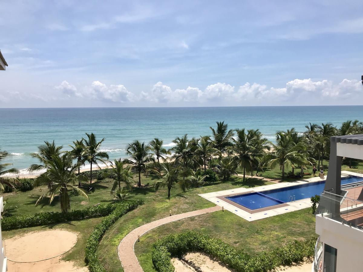 Araliya Oceanfront Condos Nilaveli, Trincomalee Eksteriør bilde