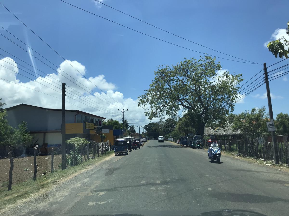 Araliya Oceanfront Condos Nilaveli, Trincomalee Eksteriør bilde