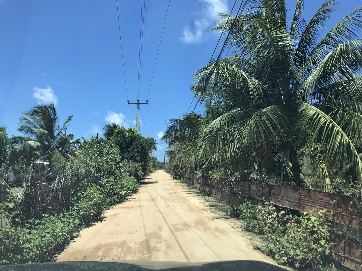Araliya Oceanfront Condos Nilaveli, Trincomalee Eksteriør bilde